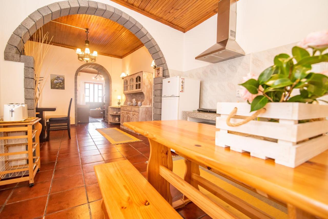 לינה וארוחת בוקר פורנס Casa Inti / Inti House Furnas מראה חיצוני תמונה